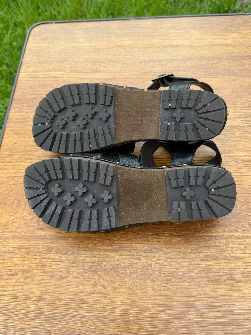 Yellow Box Rethel Platform Clog Sandals Women Size 8 Black Chunky Lug Sole - Picture 7 of 10